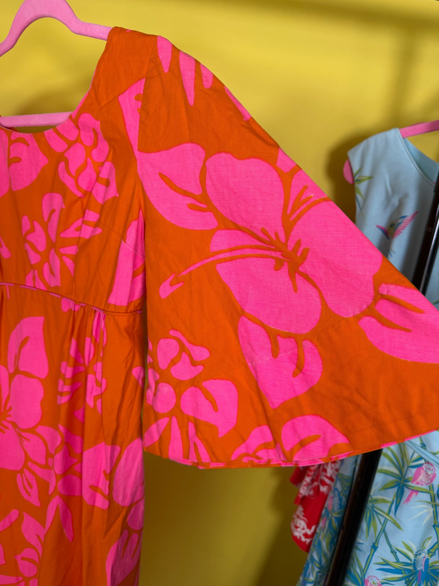 Vintage 60s DayGlo Hawaiian Floral Maxi Pomare-Tahiti Honolulu Hawaii Fit’s XS-SM