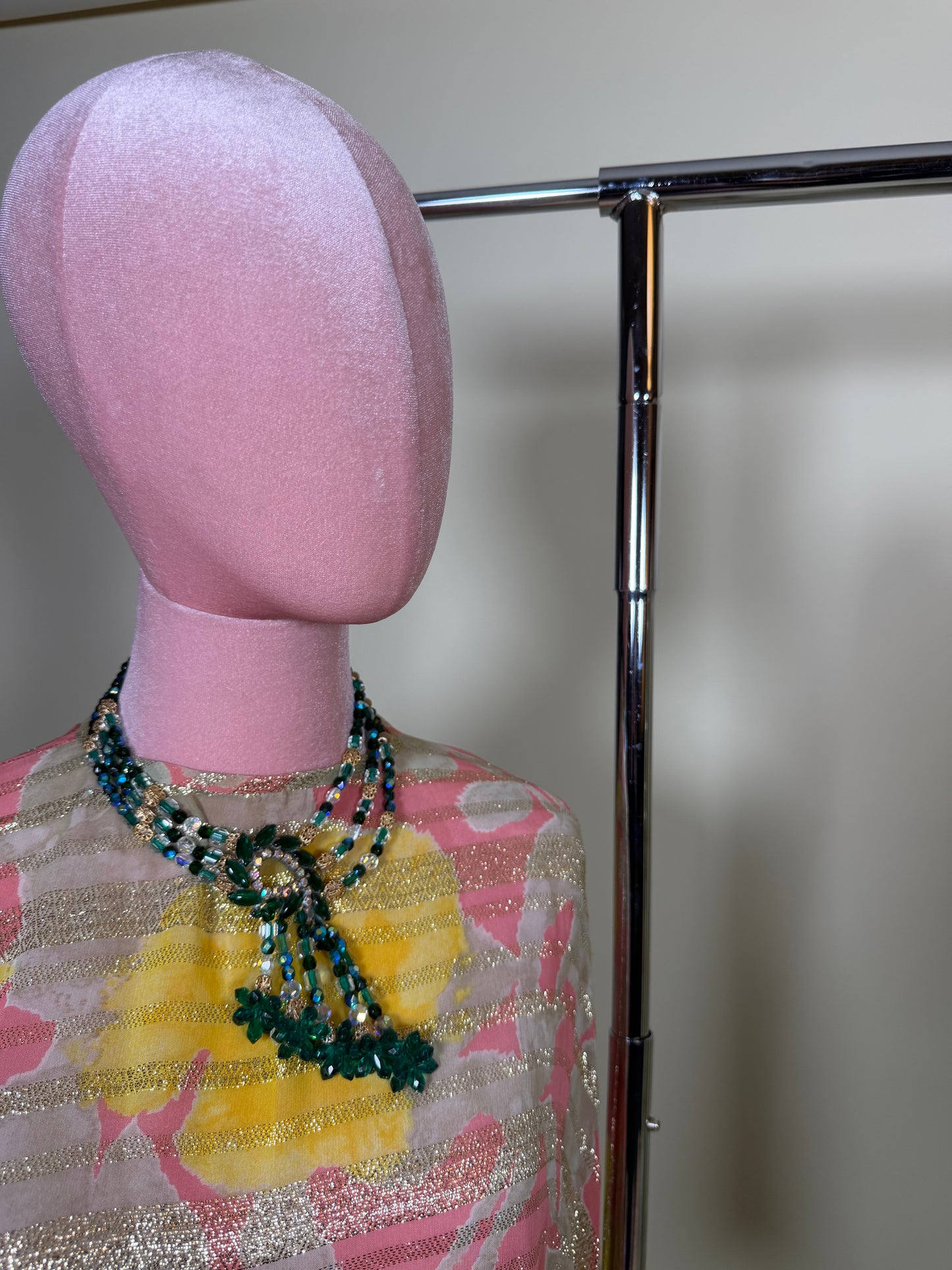50/60s Vintage Peacock Rhinestone Statement Necklace
