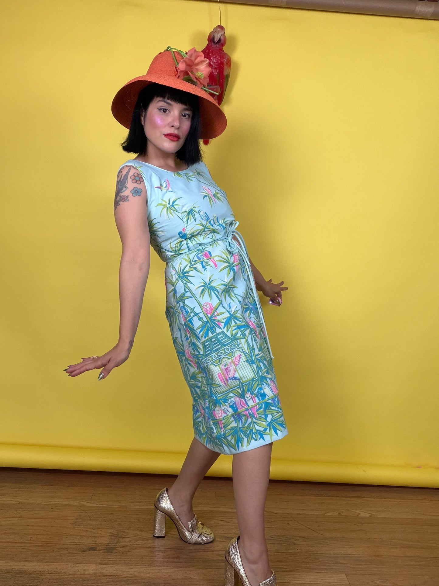 Vintage 60s Lee Stevens of Miami Polished Cotton Tropical Parrot Paradise Print Dress XS-SM