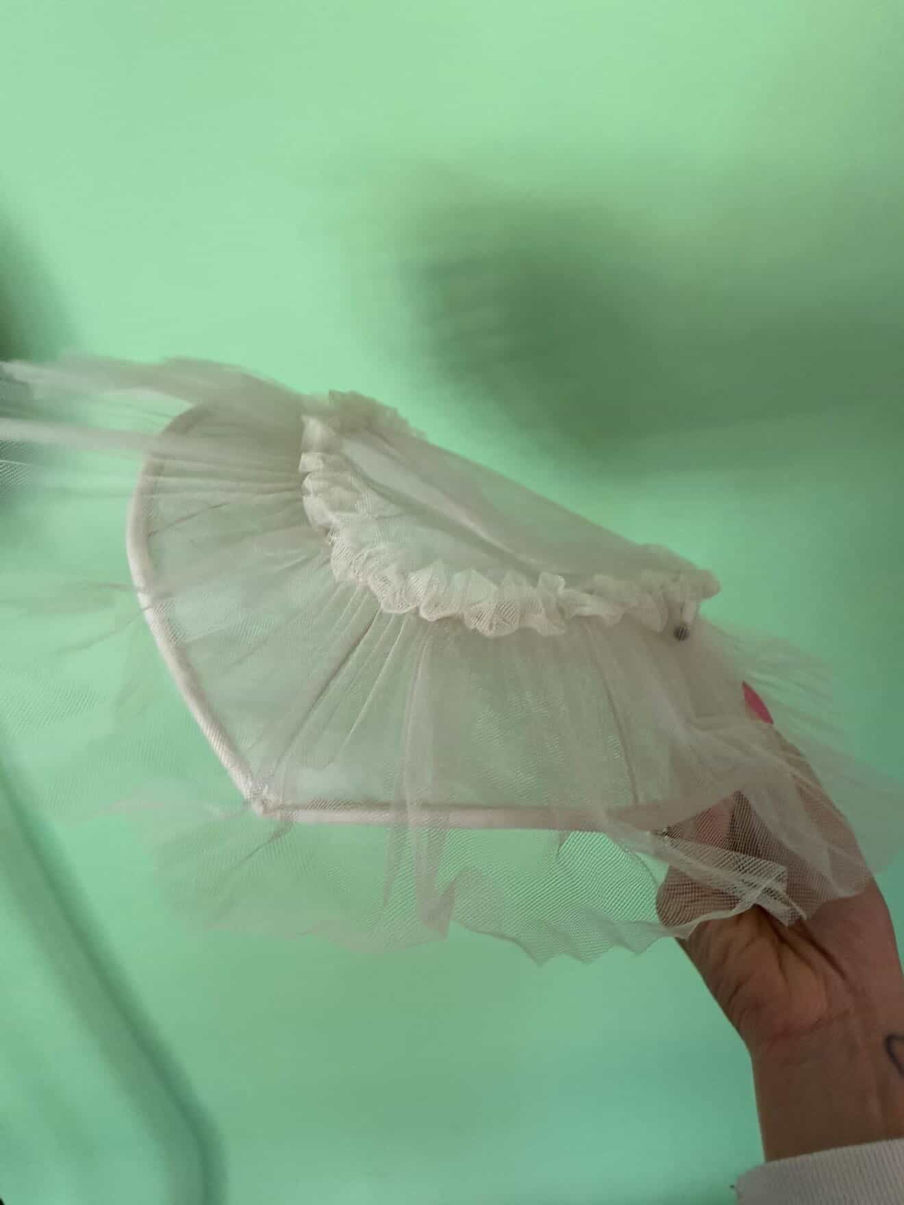 Vintage 50s White Tulle Facinator Hat
