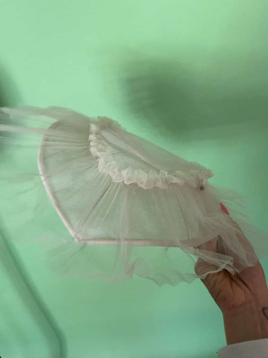Vintage 50s White Tulle Facinator Hat