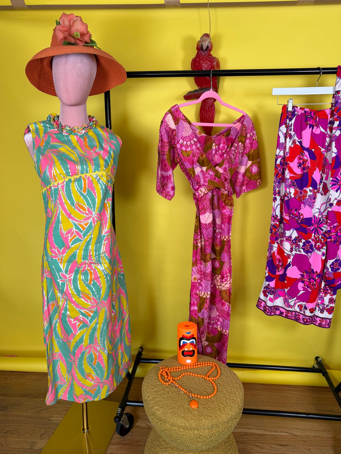 60s Paradise Hawaii Made in Honolulu Pink & Green Floral Maxi XS-SM