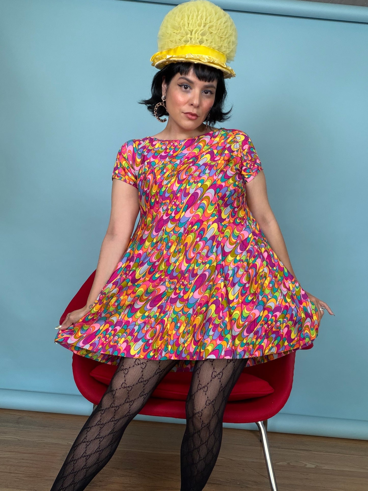 Vintage 1960s Psychedelic Mod Mini Dress – Groovy Swirl Print Fits XS-M