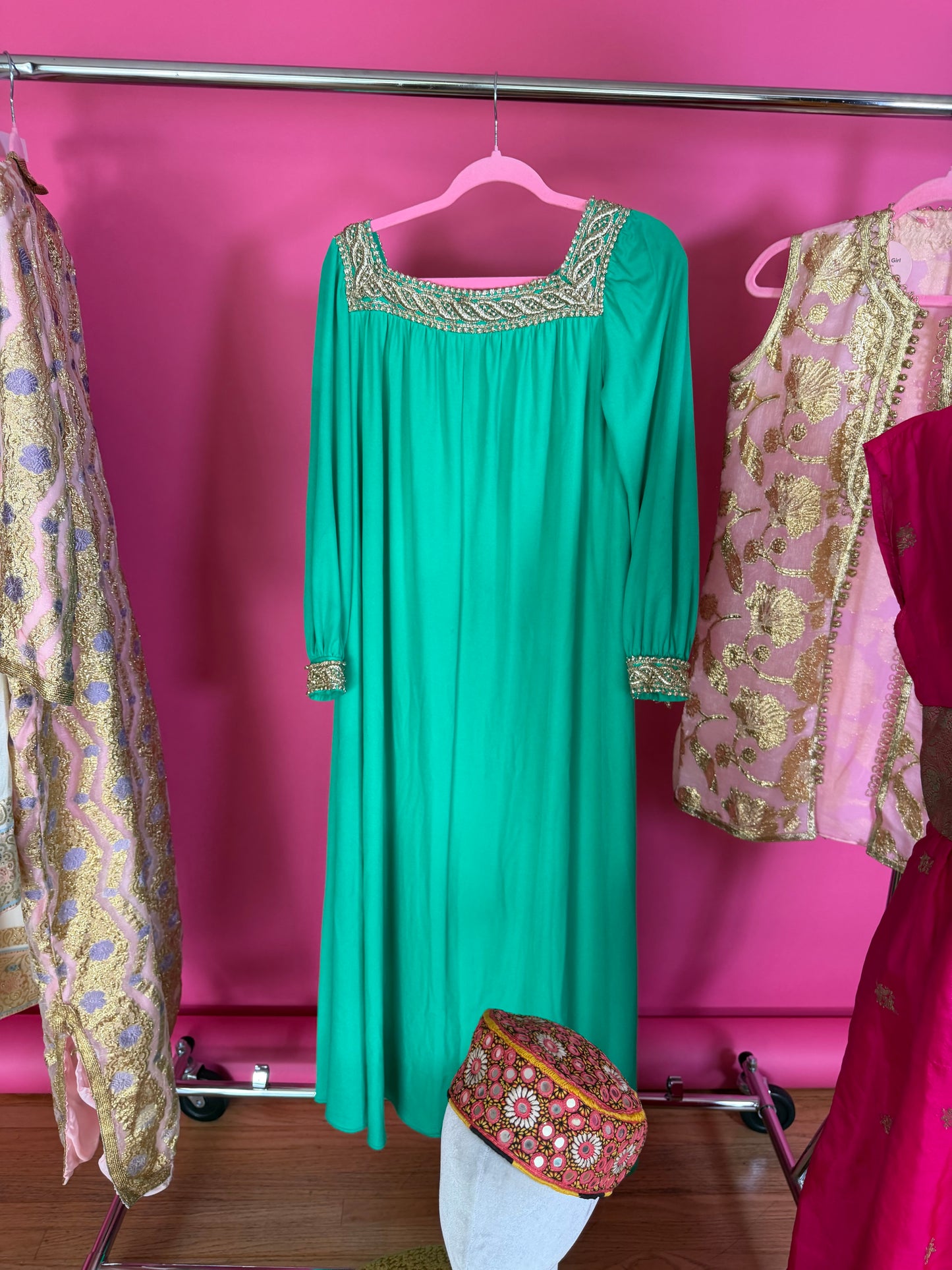 60s Lucie Ann of Beverly Hills Kelley Green & Gold Trapeze Style Dress Fits most sizes