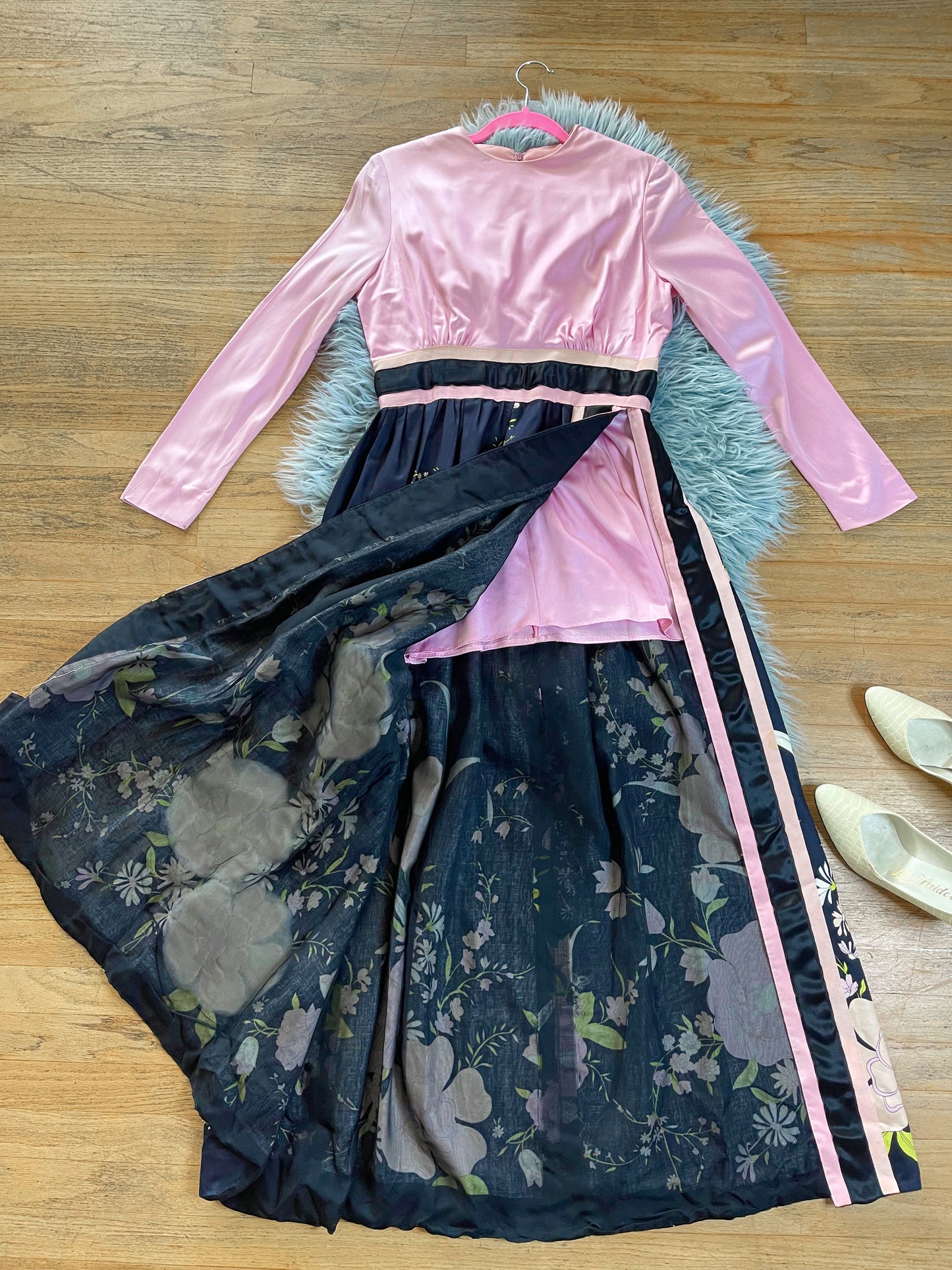Vintage 60s / 70s Powder Pink Floral Sequins High Slit Maxi Dress Best Fits Sizes S-M