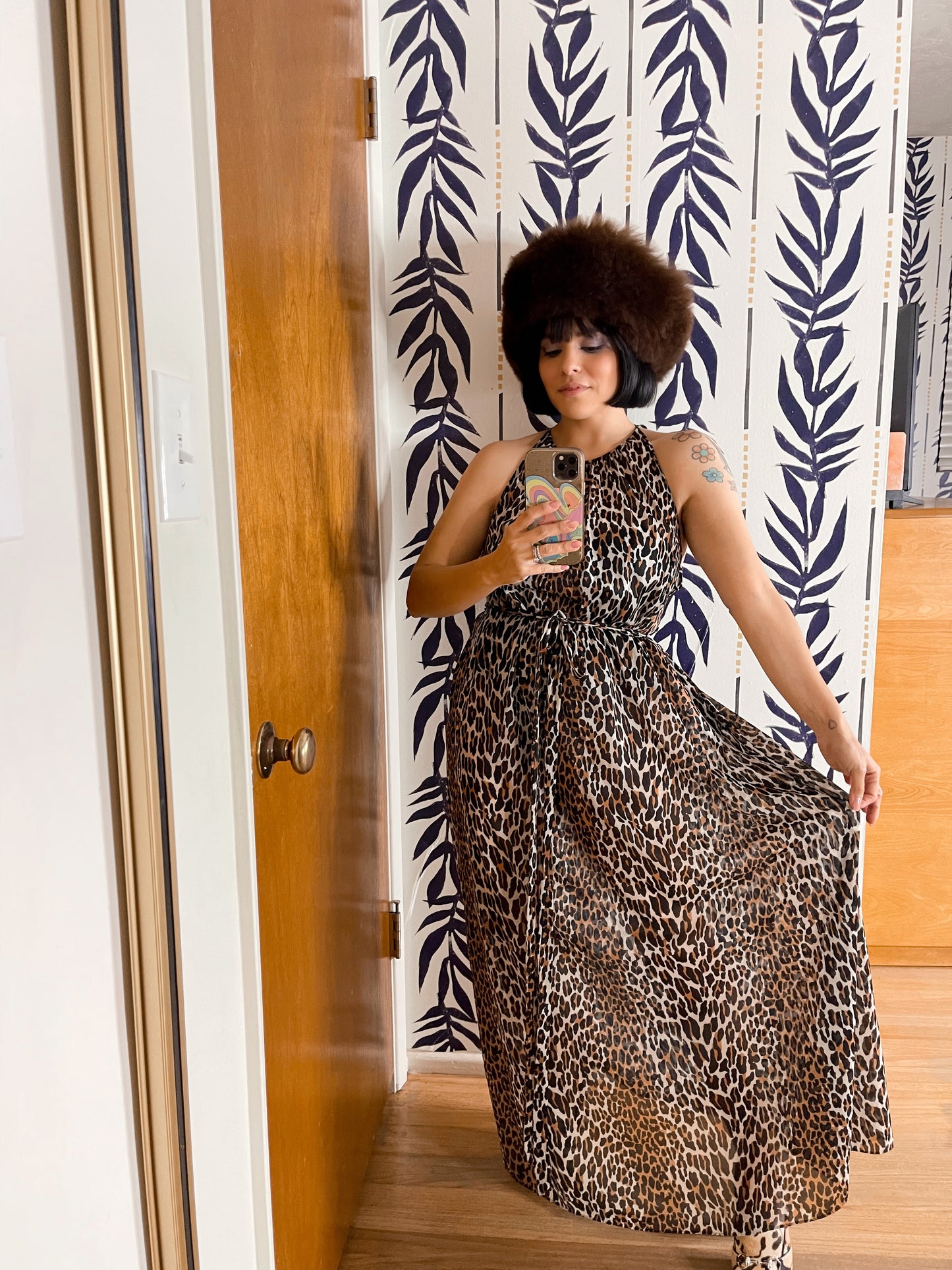 Vintage 60s 70s "Vanity Fair" Leopard Print High Neck Keyhole Maxi Gown Fits Most Sizes