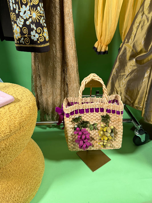 Vintage 60s Grape 3-D Novelty Strawbag