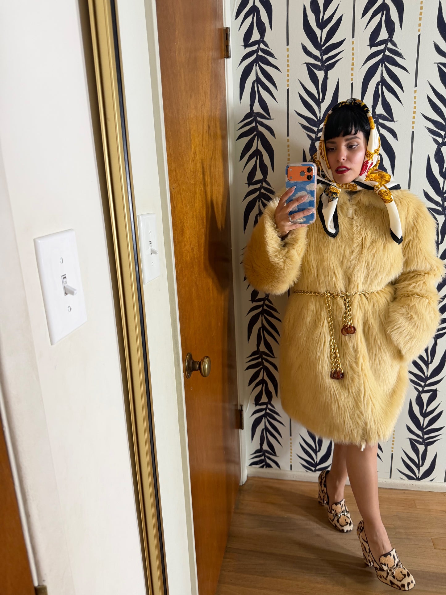 Vintage 60s / 70s Faux Fur Shag Coat Fits S-L