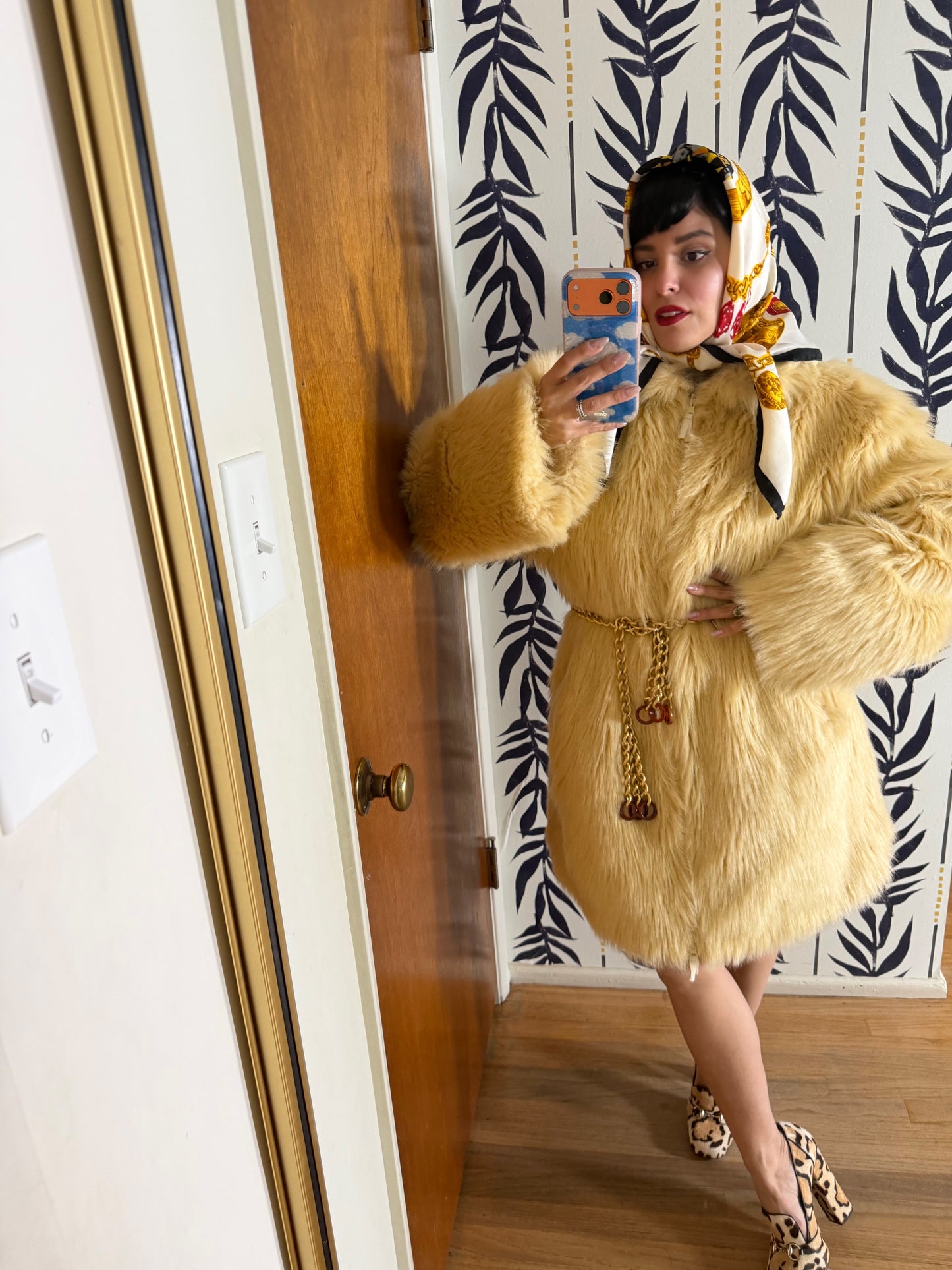 Vintage 60s / 70s Faux Fur Shag Coat Fits S-L