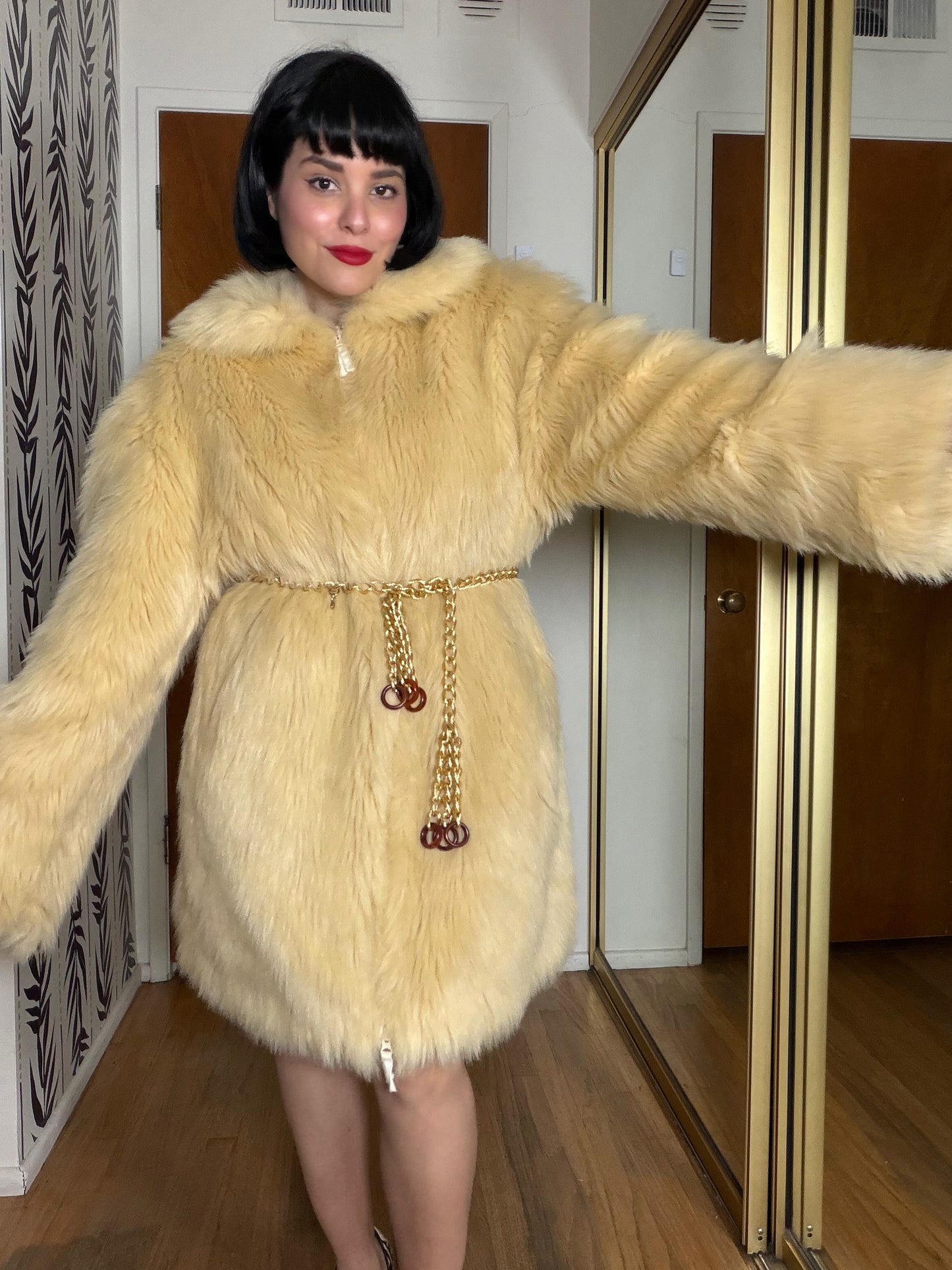 Vintage 60s / 70s Faux Fur Shag Coat Fits S-L