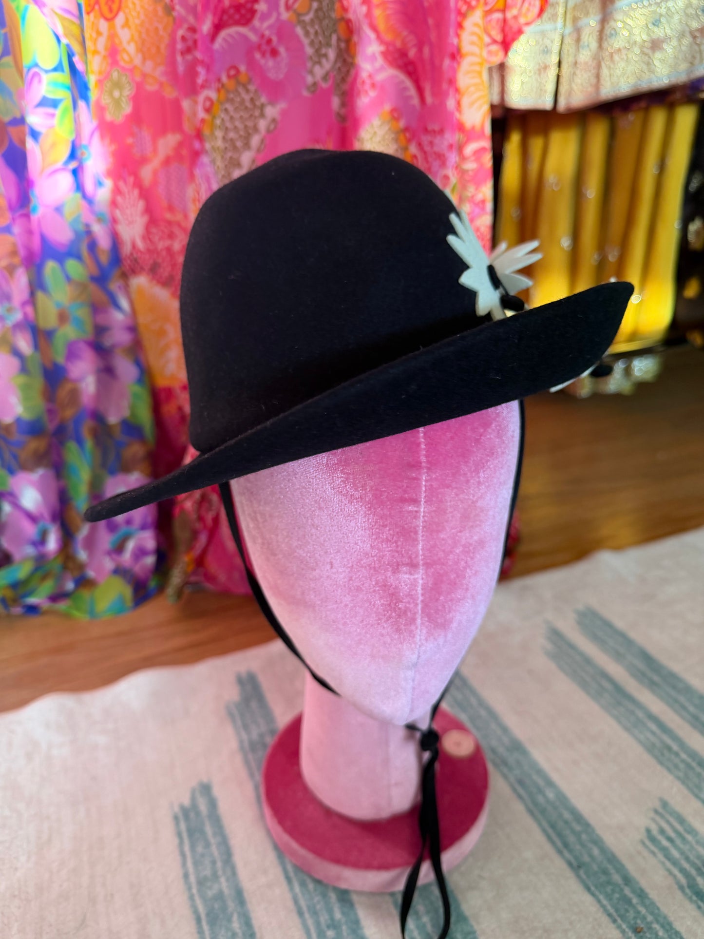 Vintage 60s Mod Adolfo II Black Wool Hat & White Daisies