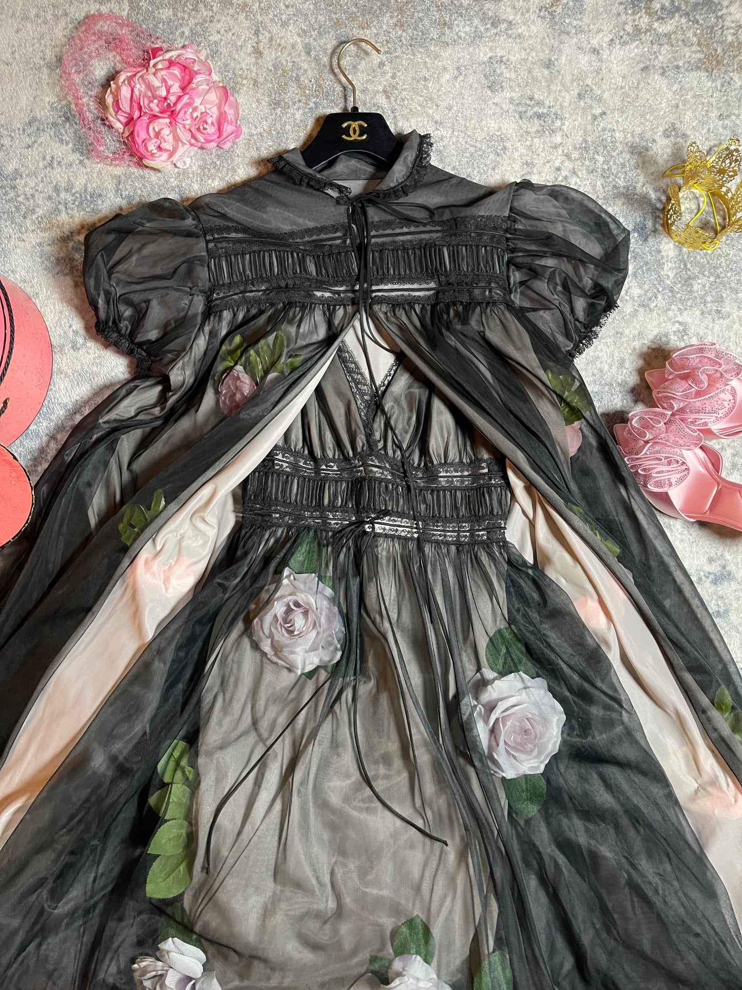 Vintage Custom 50s 60s Black Puffy Sleeve Trapeze 3-D Custom Flowers Trapeze Duster Fits Most Sizes