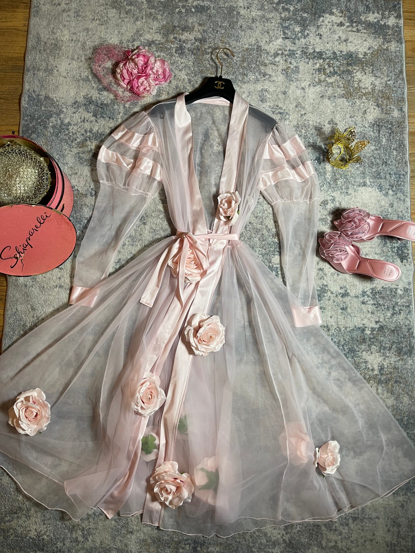 Vintage Custom 60s 70s Powder Pink Nylon Puffy Balloon Shoulders Custom 3-D Duster Fits XS-M