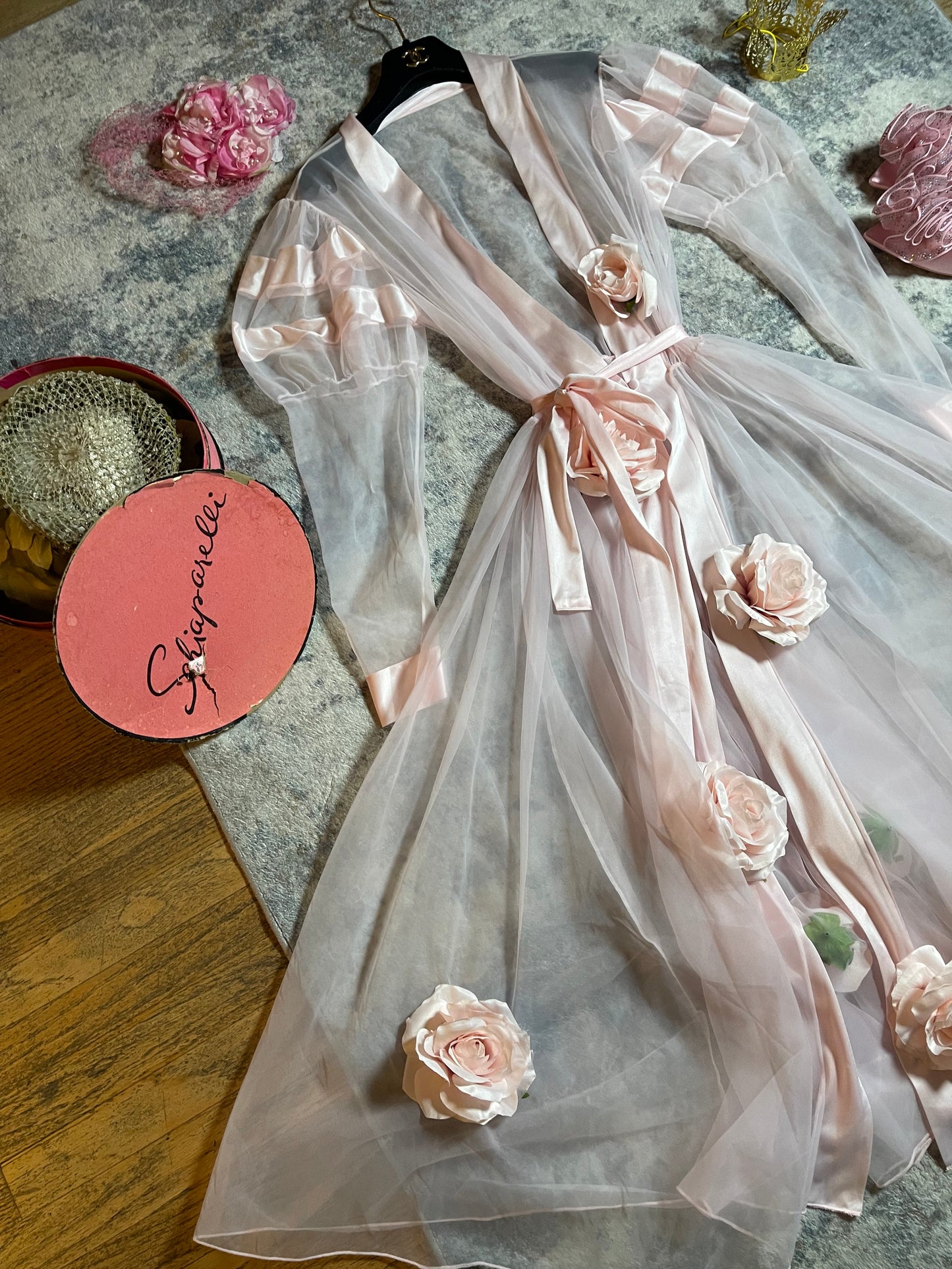 Vintage Custom 60s 70s Powder Pink Nylon Puffy Balloon Shoulders Custom 3-D Duster Fits XS-M