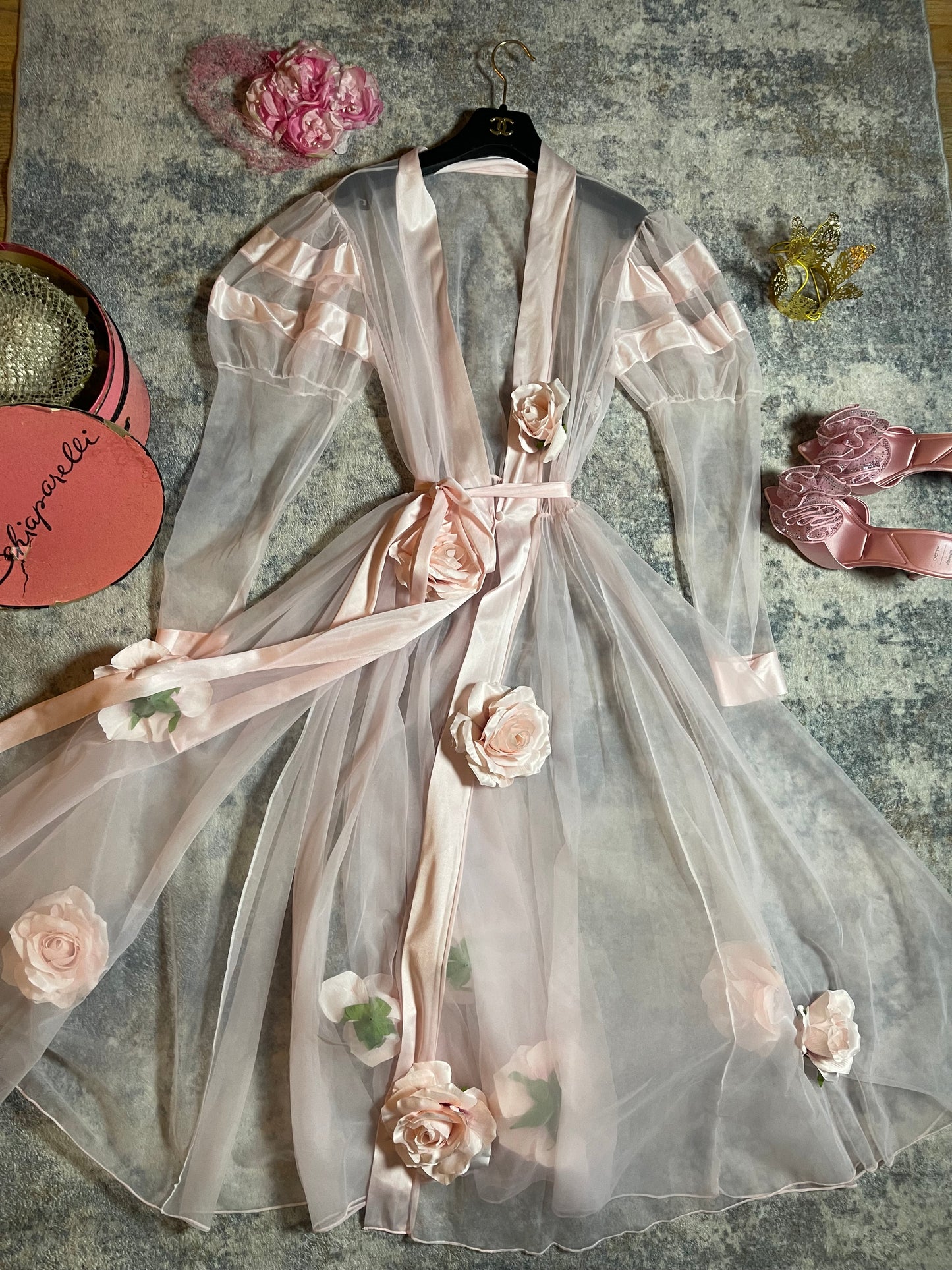 Vintage Custom 60s 70s Powder Pink Nylon Puffy Balloon Shoulders Custom 3-D Duster Fits XS-M