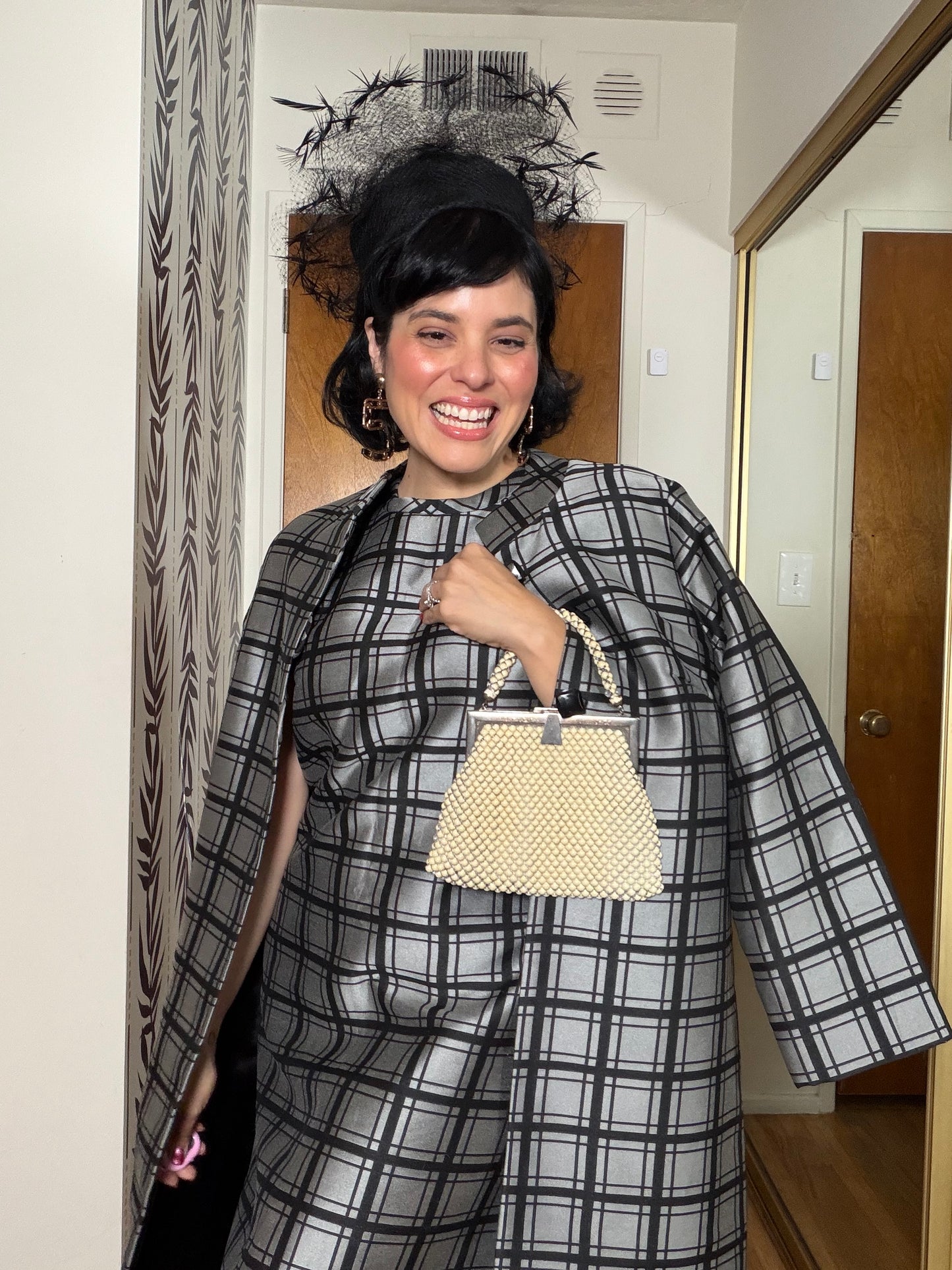 40s Whiting & Davis Chainmail Ivory Purse
