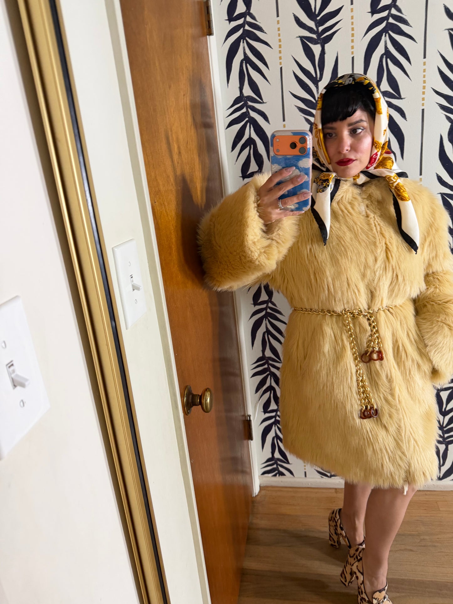 Vintage 60s / 70s Faux Fur Shag Coat Fits S-L