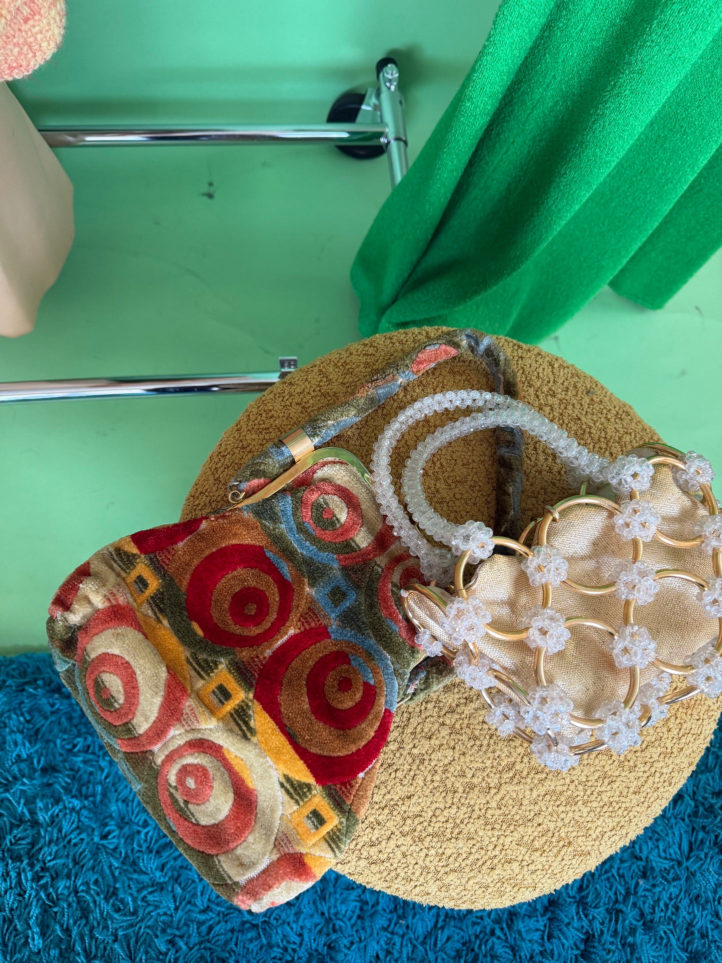 Mod 60s O-Ring Gold Handbag