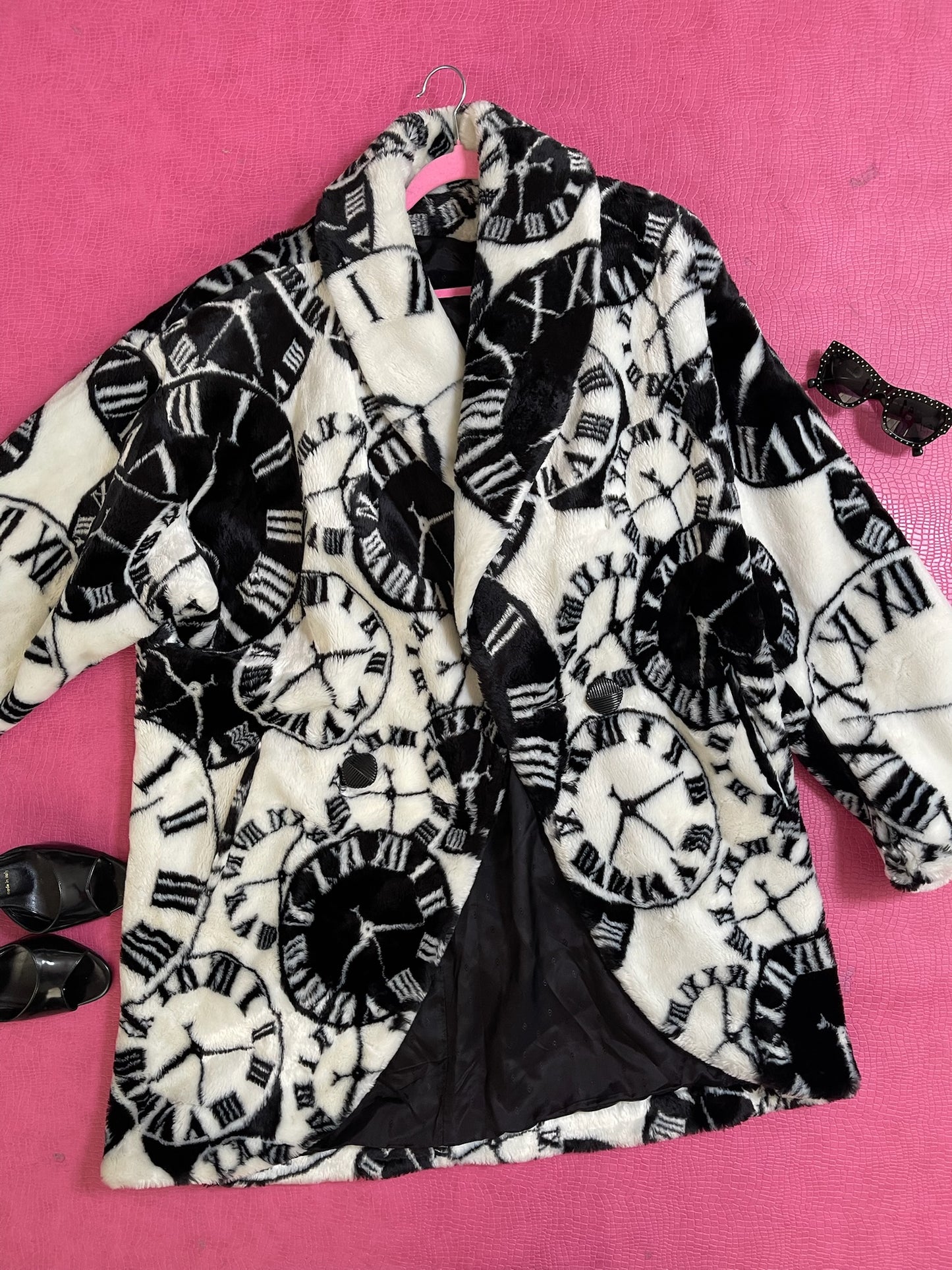 Vintage 80s "Mariel" Faux Fur Black & White Clock Coat - Fits Most Sizes