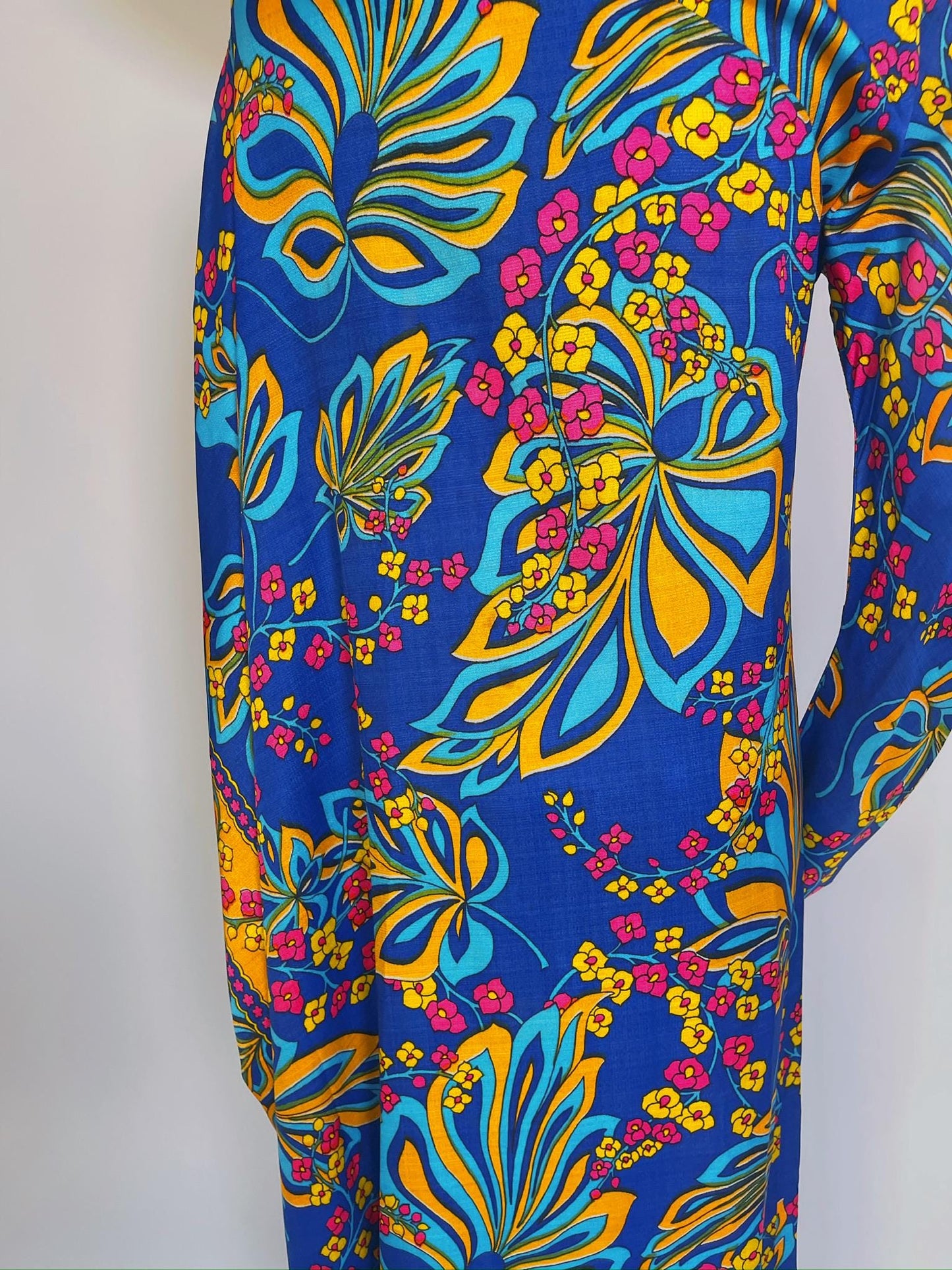 Vintage 60s 70s One Sleeve Kaftan - Fits Most Sizes