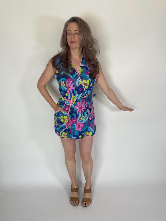 Vintage 60s Flower Print Tunic Wrap Dress - Fits Size XS-M, Possibly L