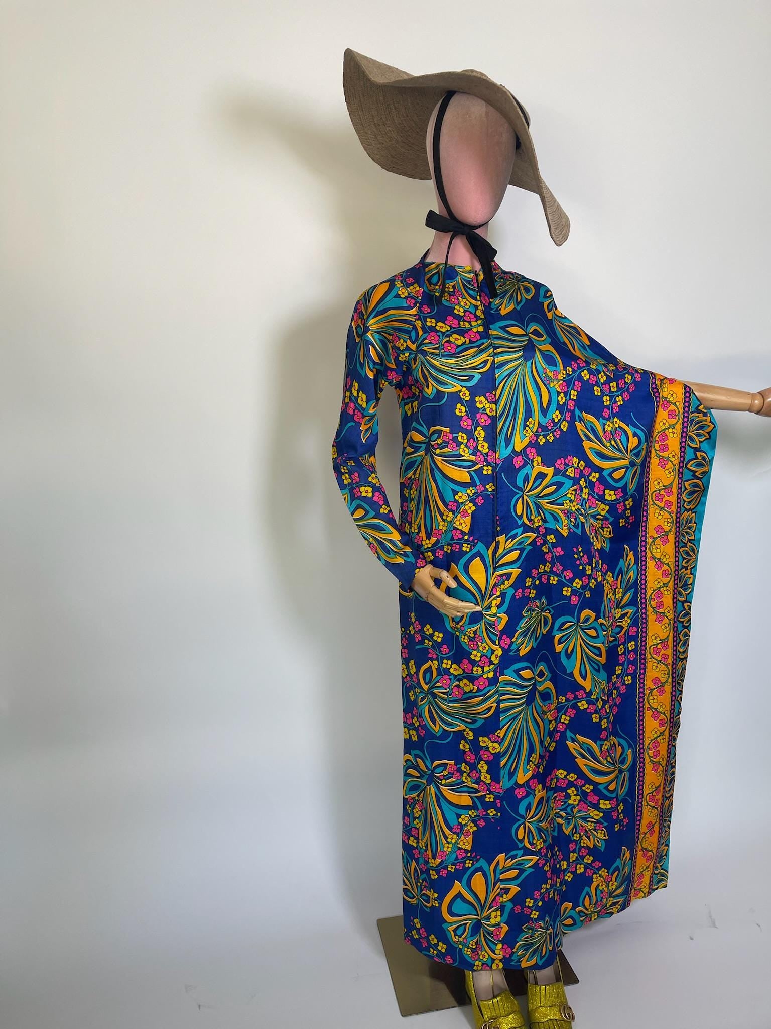 Vintage 60s 70s One Sleeve Kaftan - Fits Most Sizes
