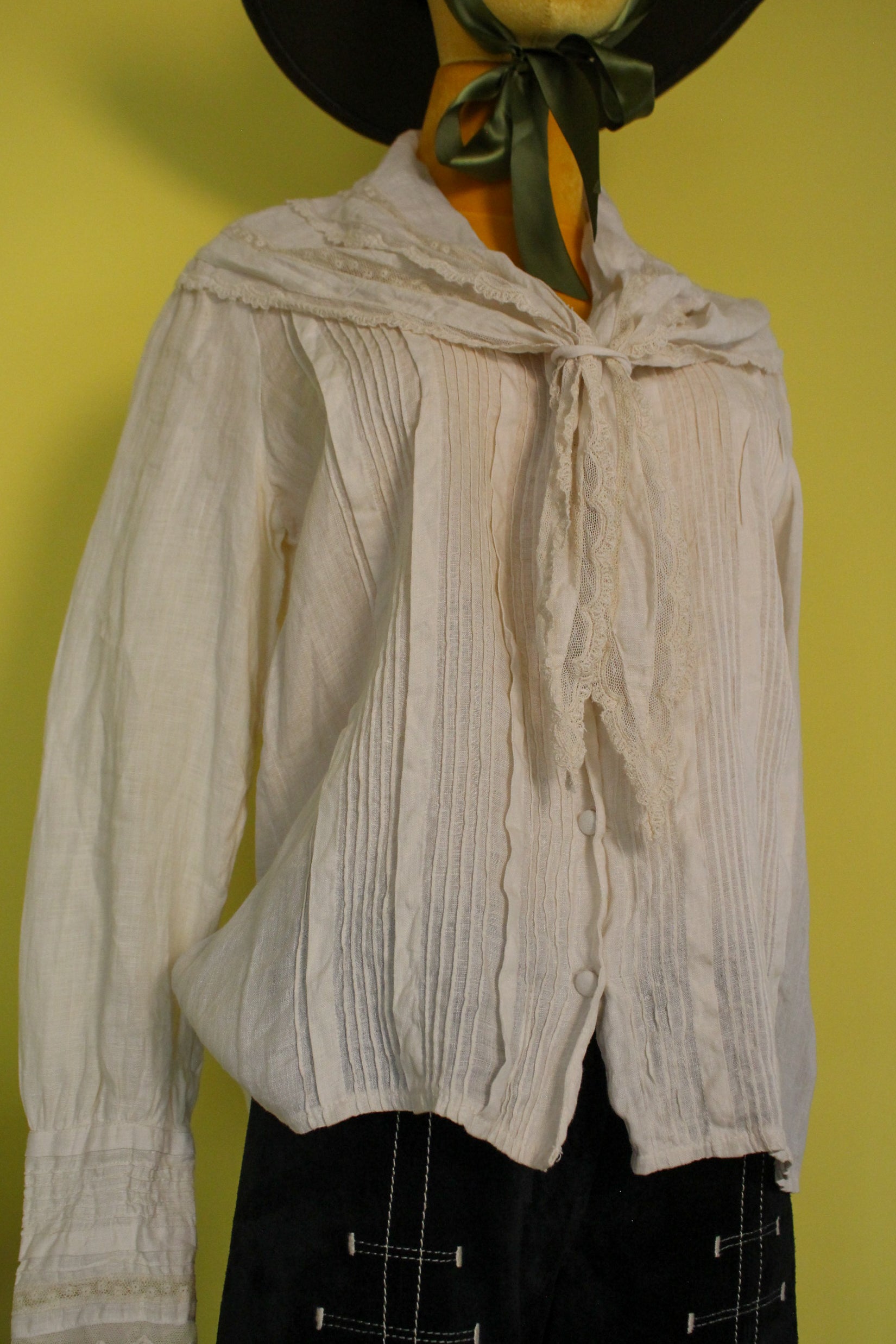 Vintage 60s 70s "Cloak Of Many Colors by Liberty & Lucrezia" Attached Bandana Blouse