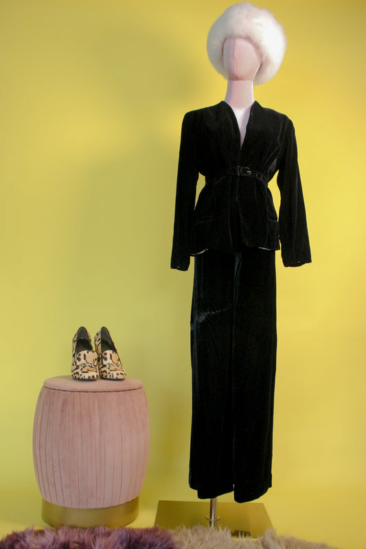 Vintage 70s 80s Black Velvet 3-Piece Pant Suit Best Fits Size S-M