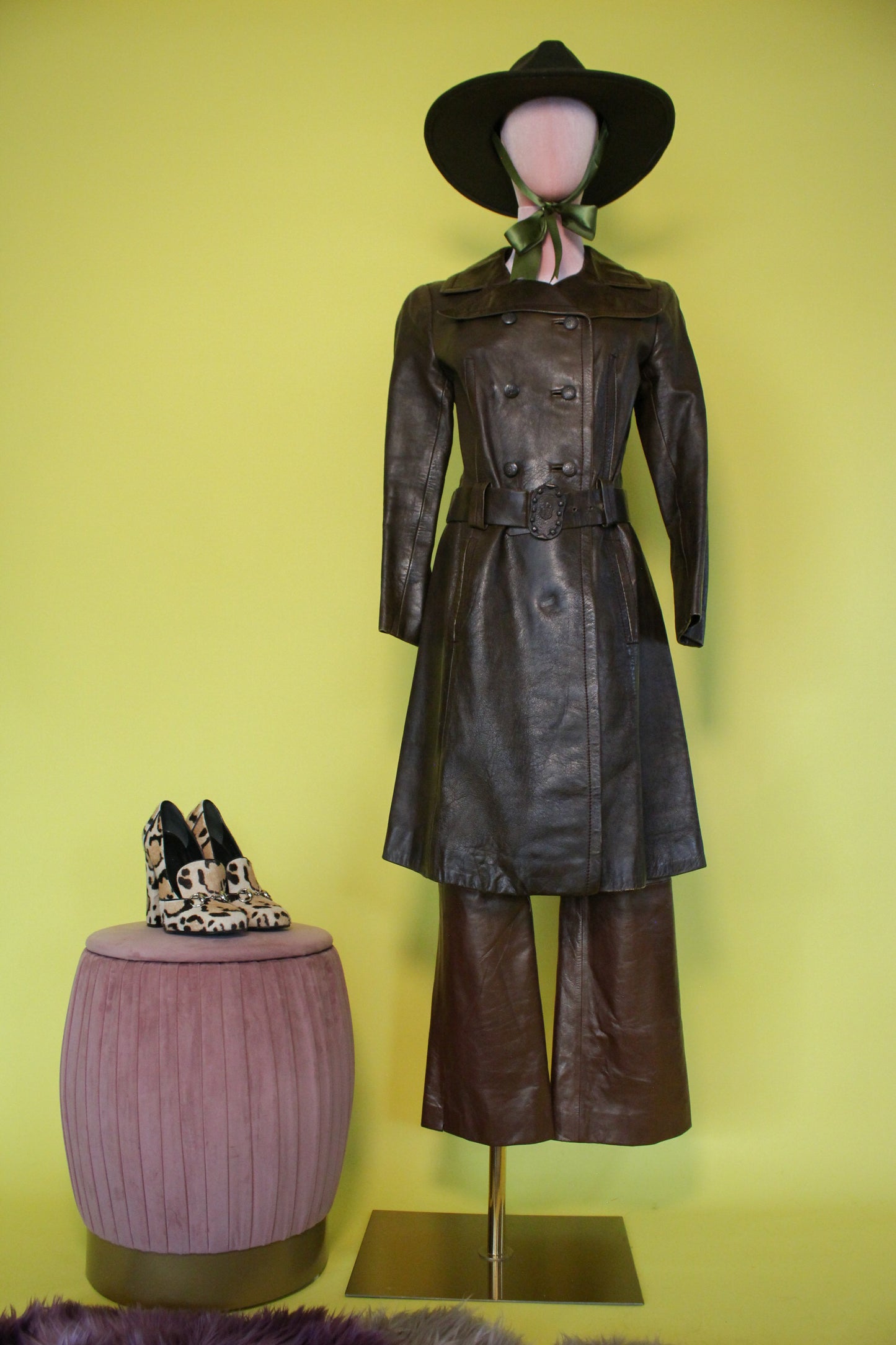 Vintage 60s 70s "Filene's Boston" Made In Israel Brown Leather Coat Best Fits Size M, Possibly L