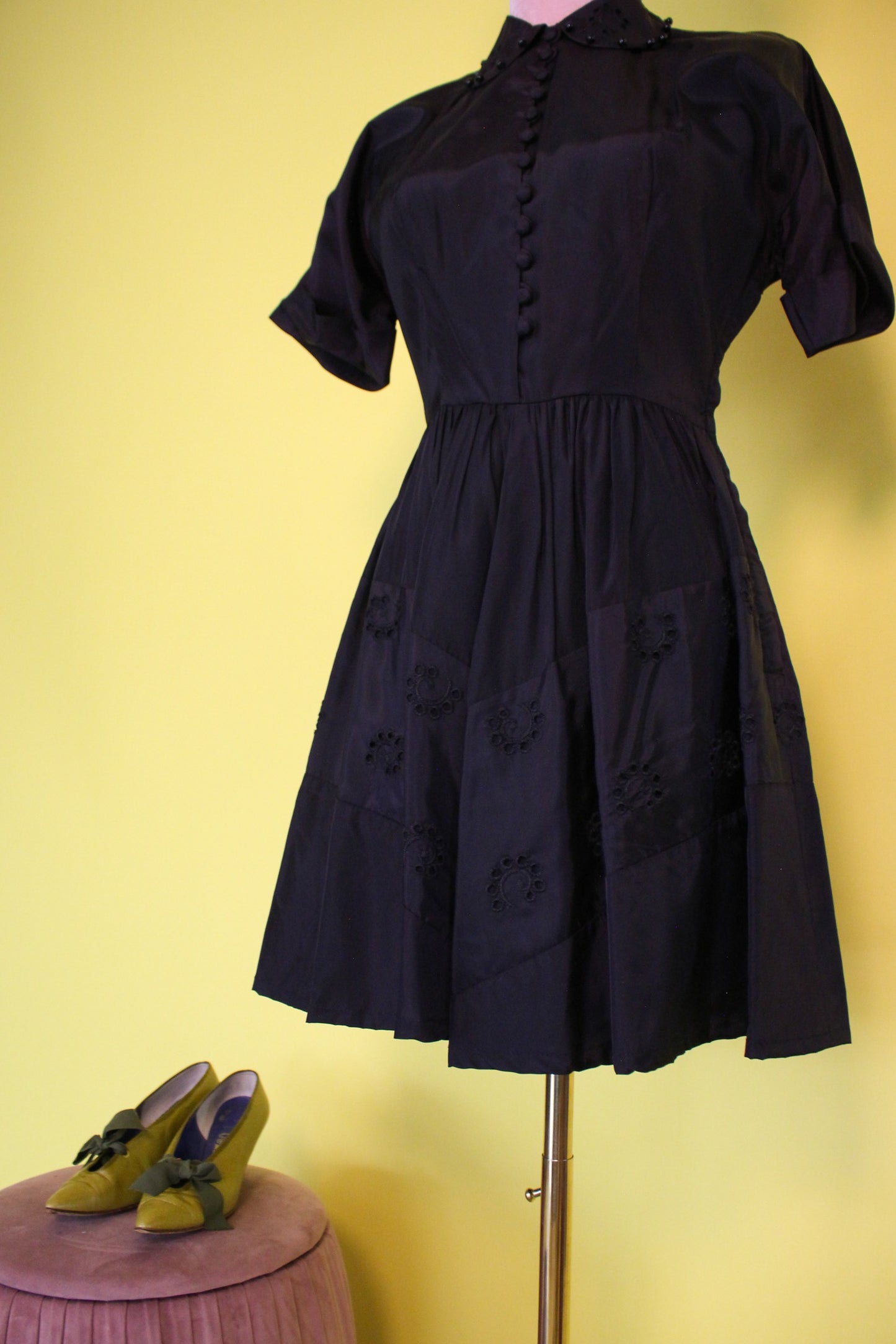 Vintage 50s 60s "Jonathan Logan" Black Peter Pan Collar Dress Best Fits Size XS