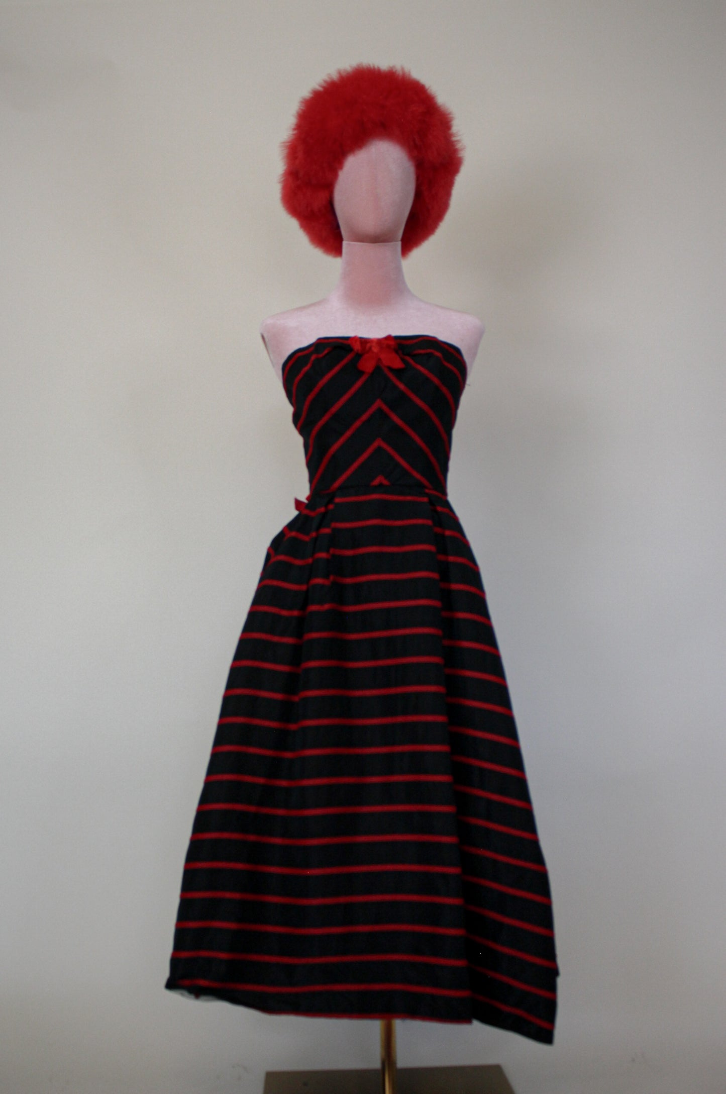 Vintage 50s / 60s Emma Domb Strapless Bow Dress Red Trim Velvet Bow Strapless Cocktail Dress Fits sizes XS-SM