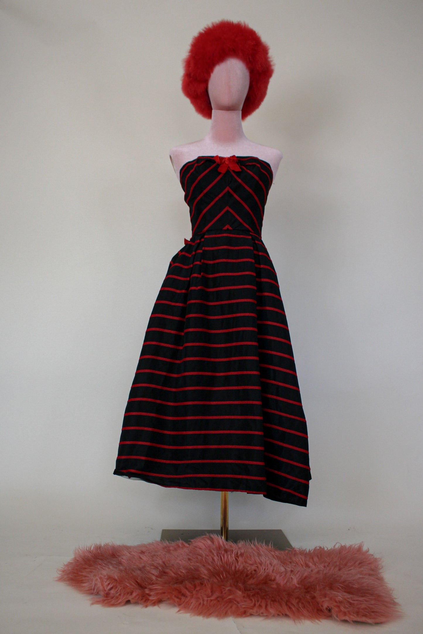 Vintage 50s / 60s Emma Domb Strapless Bow Dress Red Trim Velvet Bow Strapless Cocktail Dress Fits sizes XS-SM