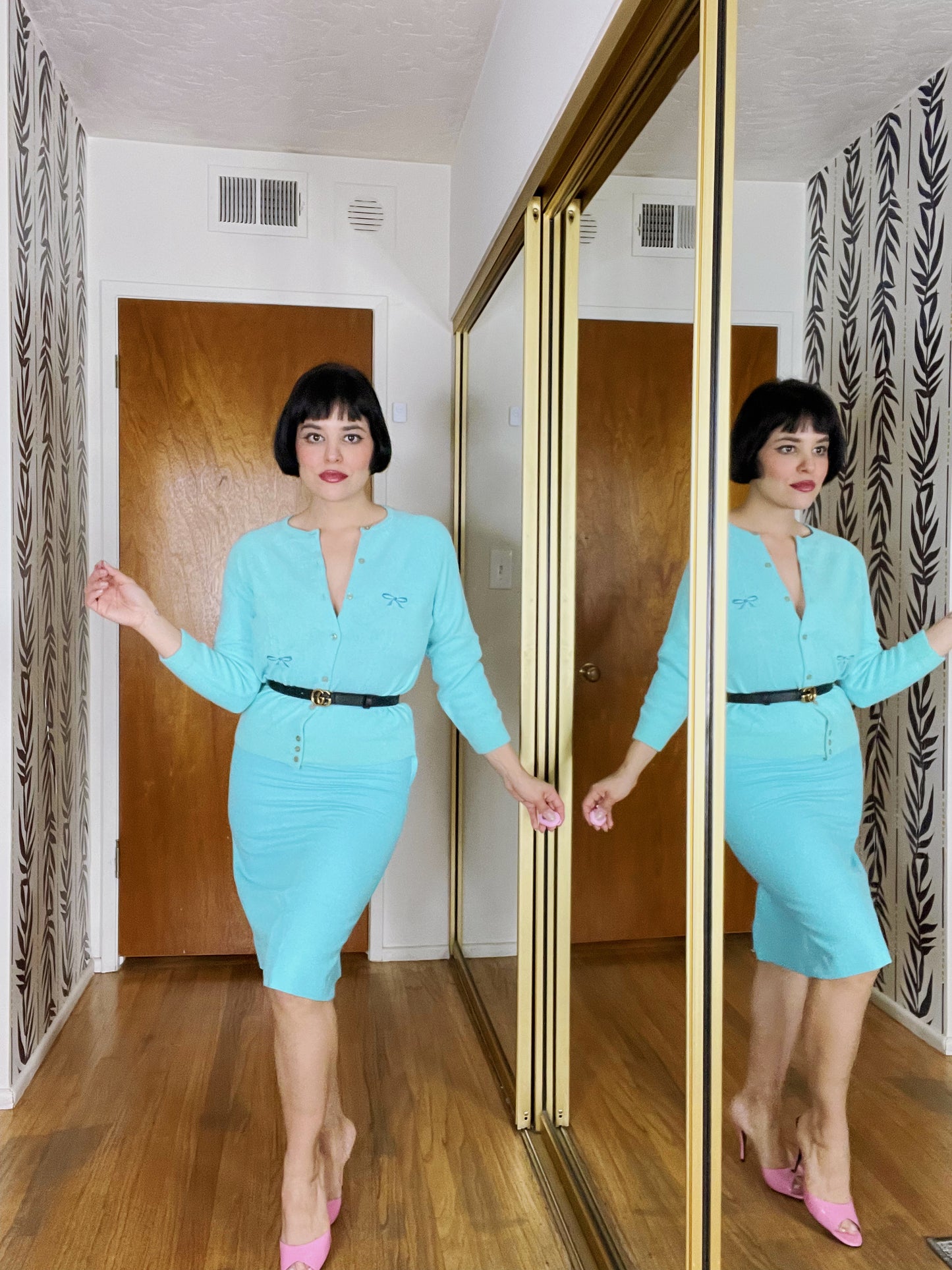 Vintage 50s / 60s Light Teal Blue Cashmere Bow Print High Waisted Pencil Skirt Set Fits Sizes XXS-XS