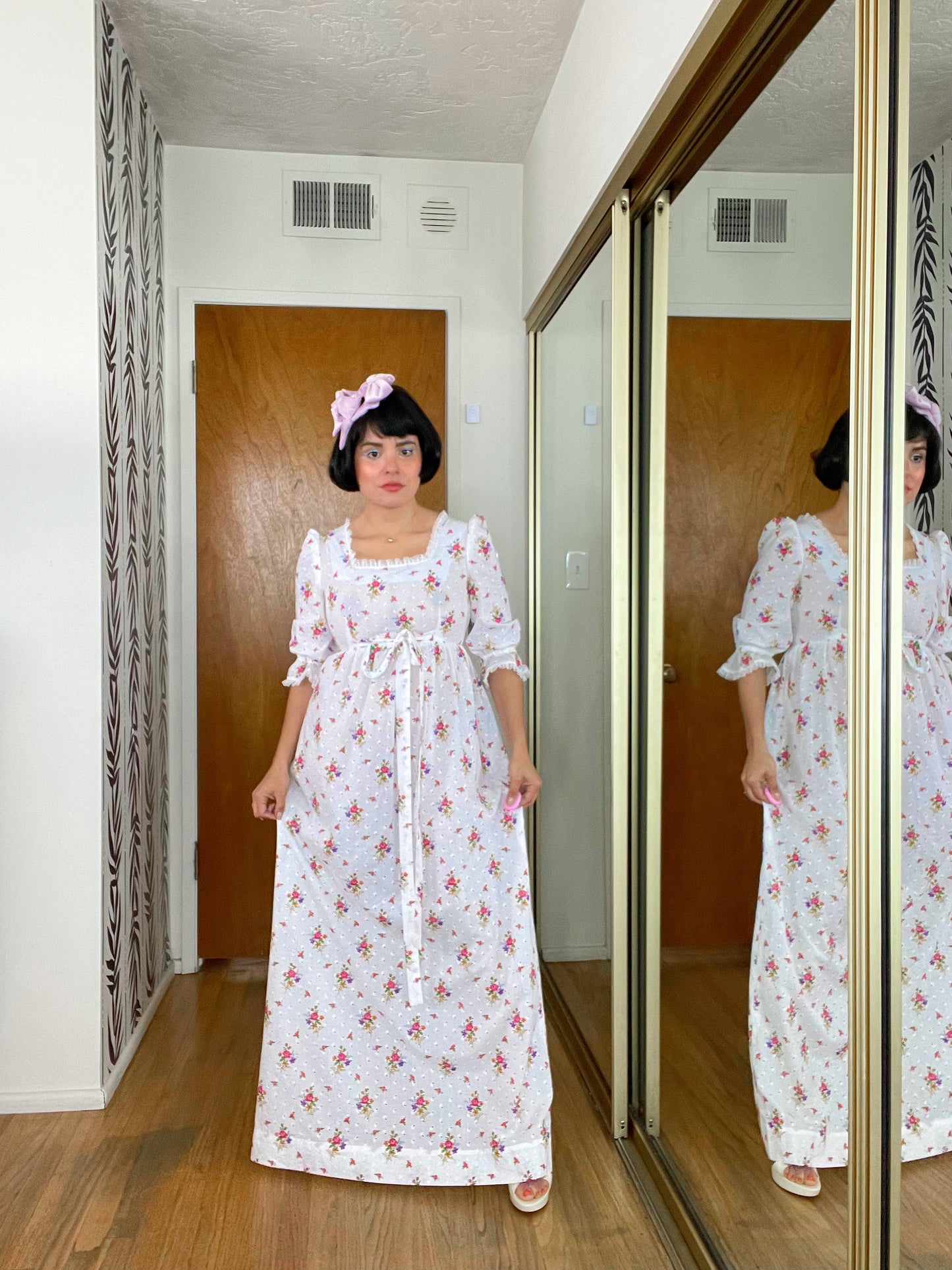 Vintage 1960s / 1970s floral Cotton Empire Waist Maxi Dress. Fits Sizes XXS-SM