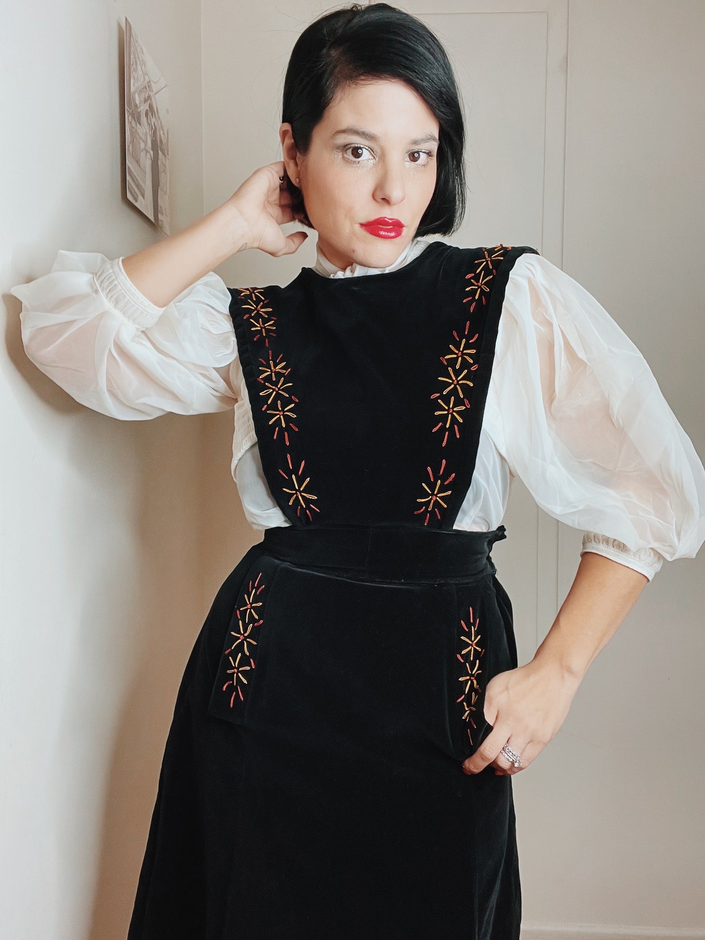 Vintage 40s / 50s Velvet Pinafore Embroidered Detail Dress Fits Sizes XXS-SM